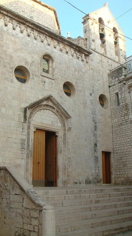Giovinazzo Suite Pavone Griffi Экстерьер фото