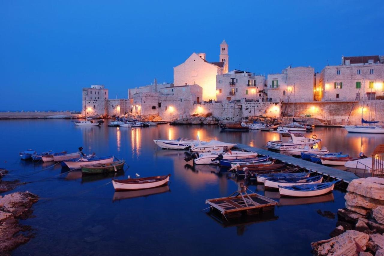 Giovinazzo Suite Pavone Griffi Экстерьер фото